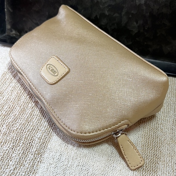 Brics Saffiano Crosshatch Leather Travel Toiletry Makeup Zip Top Bag Pouch Gold - Picture 3 of 7